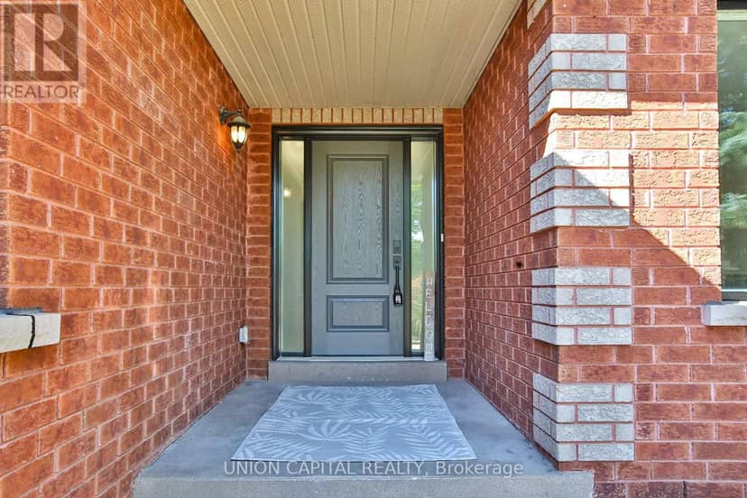 42 Bambi Crescent — photo 4 of 40