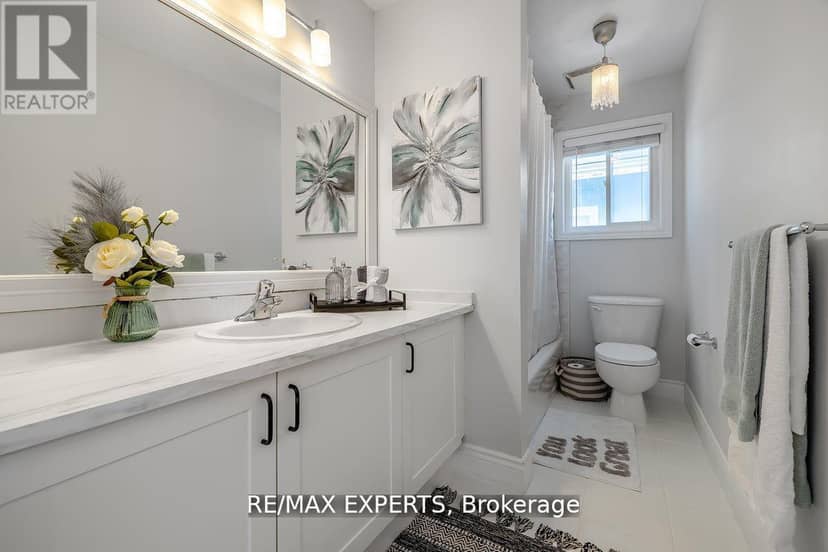 10 Snowden Avenue — photo 25 of 27
