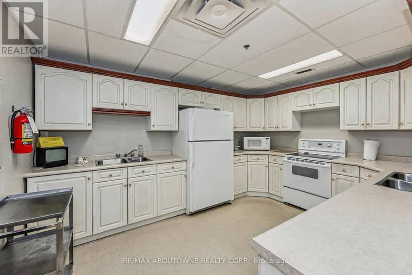 1006 - 81 Millside Drive — photo 25 of 31