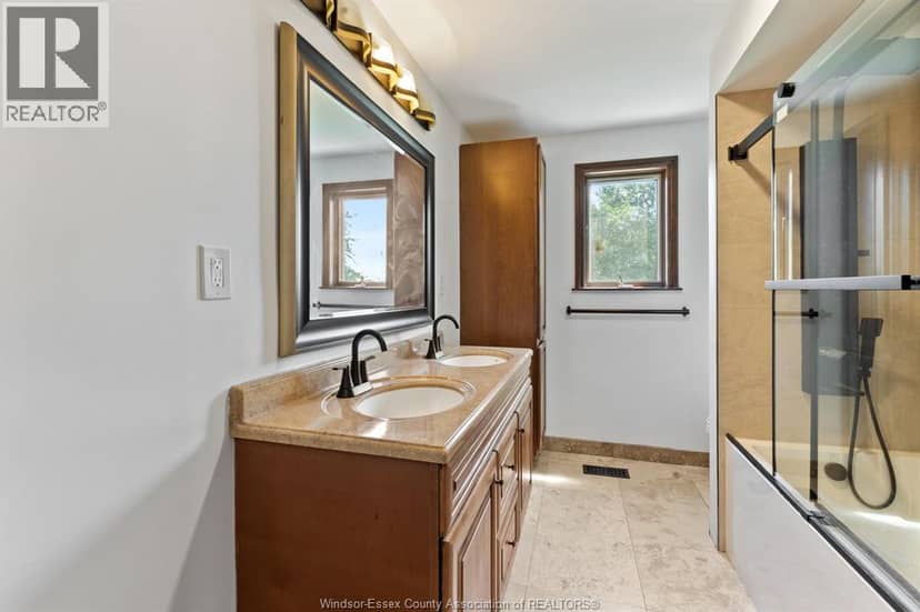 6680 Concession 10 — photo 24 of 40