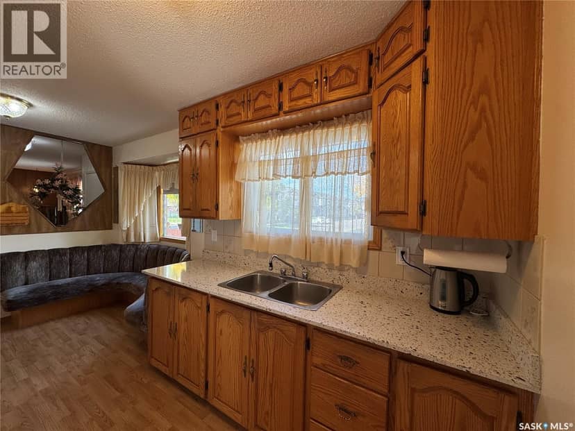 1909 7th AVENUE E, Regina, photo 6