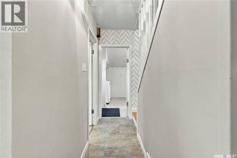 221 Elm STREET — photo 25 of 40