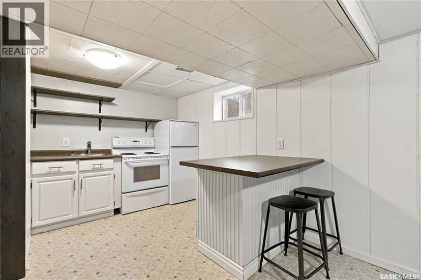 221 Elm STREET — photo 31 of 40