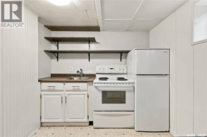 221 Elm STREET — photo 32 of 40