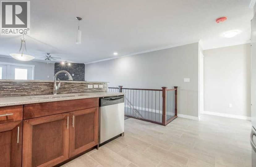 5215 52 Street, Valleyview, photo 6