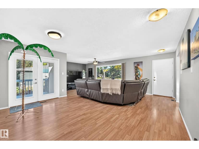 6107 146 AV NW, Edmonton, photo 3