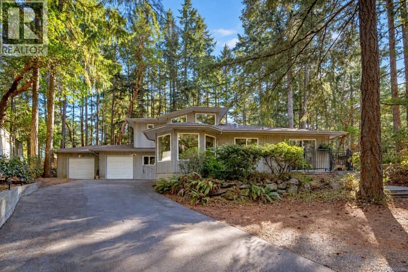 661 Millstream Lake Rd, Highlands