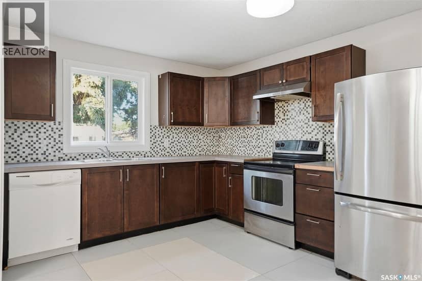 3817 Diefenbaker DRIVE, Saskatoon, photo 7