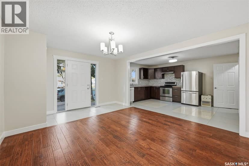 3817 Diefenbaker DRIVE, Saskatoon, photo 6