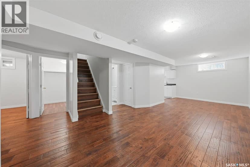 3817 Diefenbaker DRIVE — photo 19 of 40