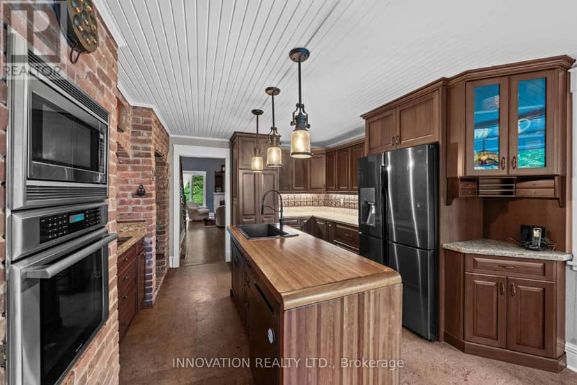 594 Rae Road — photo 13 of 40