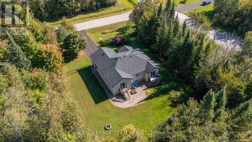 19 Hickory Drive — photo 33 of 38