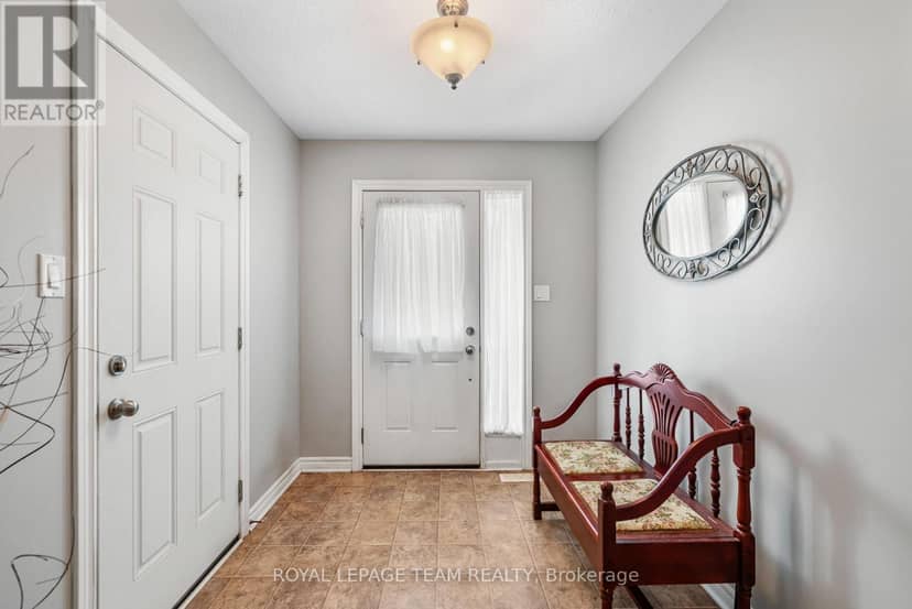 19 Hickory Drive — photo 6 of 38