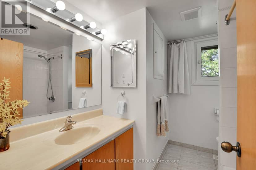37 Lyall Street — photo 20 of 35