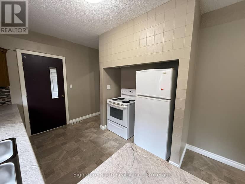 618 McTavish Street — photo 13 of 28