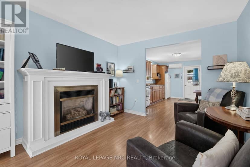 3852 Mathewson Avenue — photo 16 of 40
