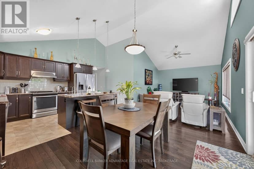 211 Classic Avenue — photo 9 of 36