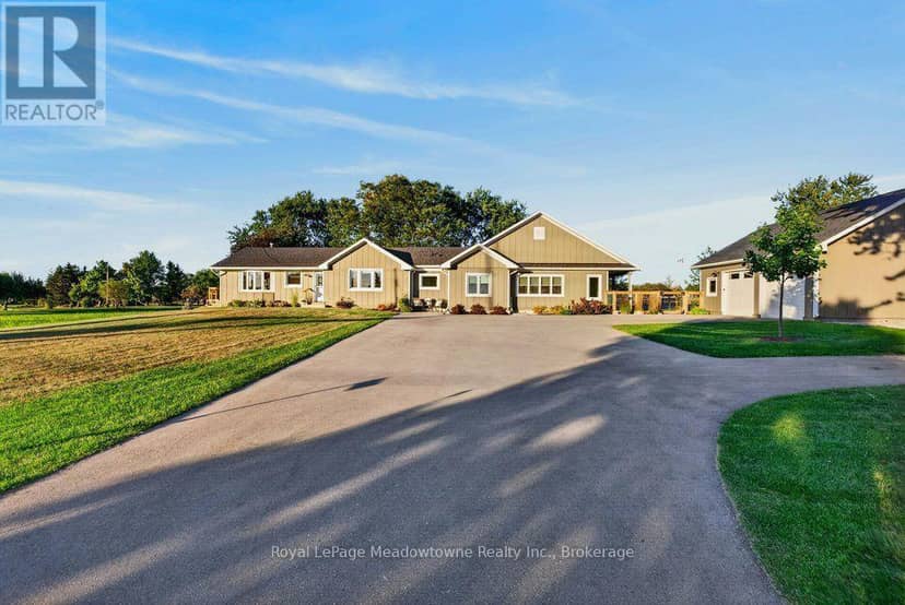 4379 Henderson Road, Milton, photo 2