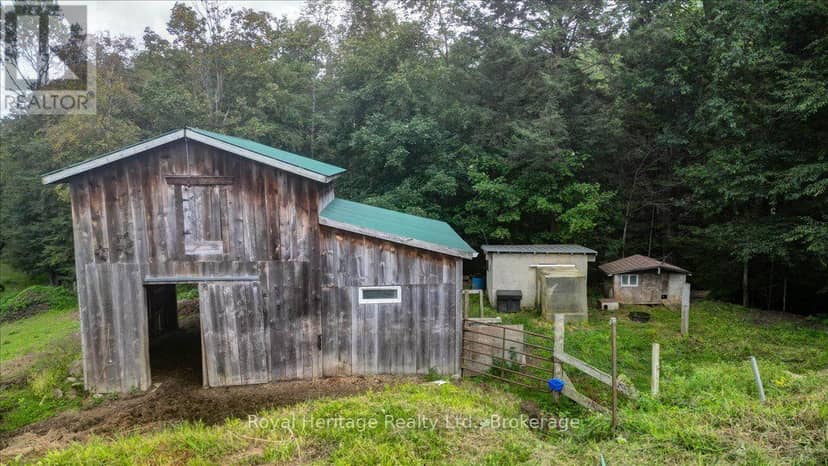 174 Bierworth Road — photo 35 of 40