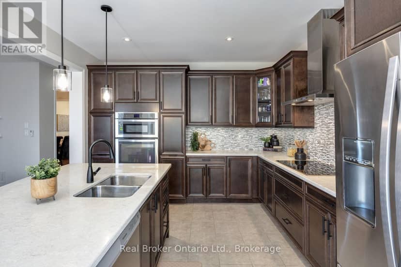 110 Sumersford Drive — photo 14 of 40
