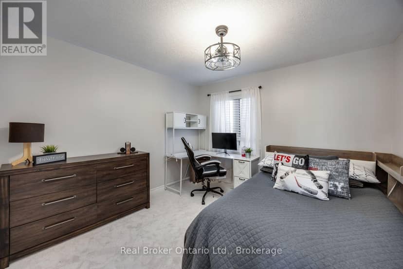 110 Sumersford Drive — photo 33 of 40