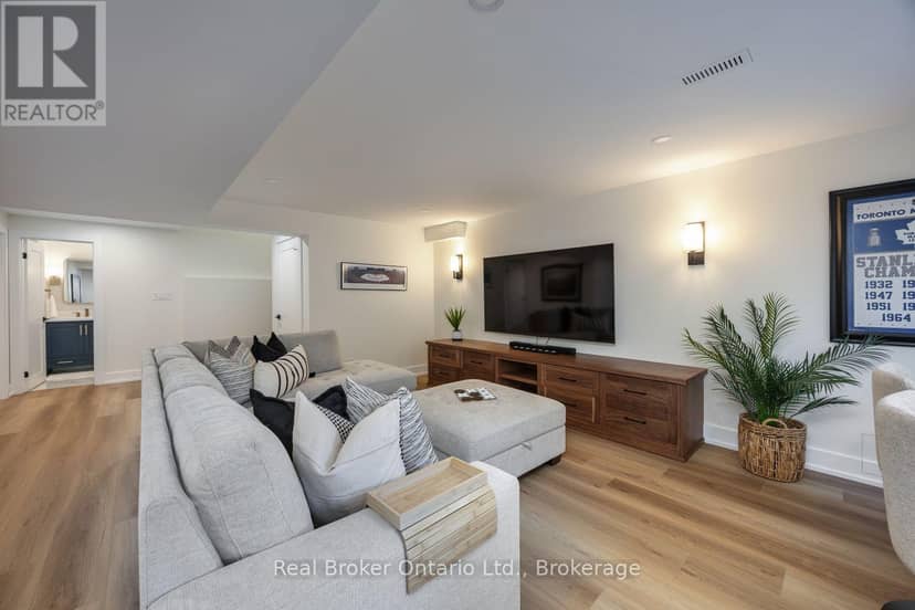 110 Sumersford Drive — photo 35 of 40