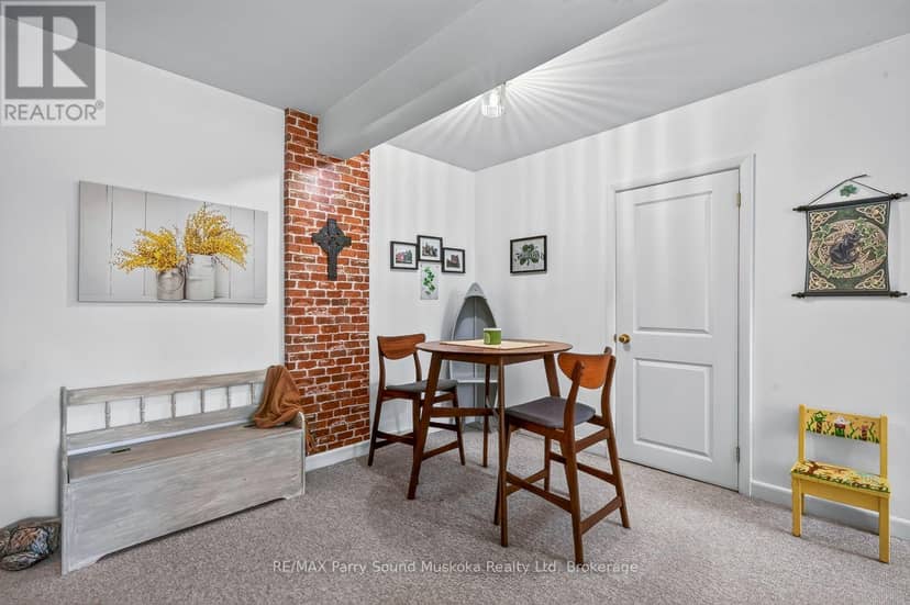 6 - 118 Isabella Street — photo 14 of 32