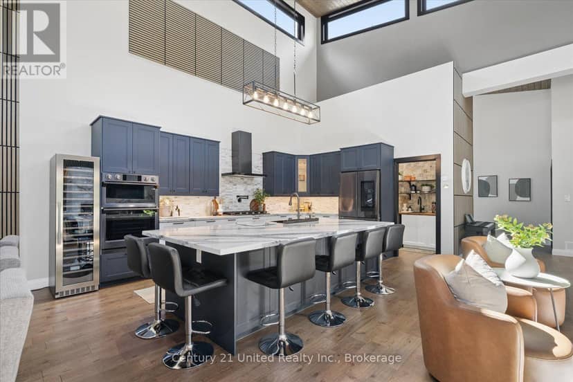 144 Wallis Drive — photo 14 of 40
