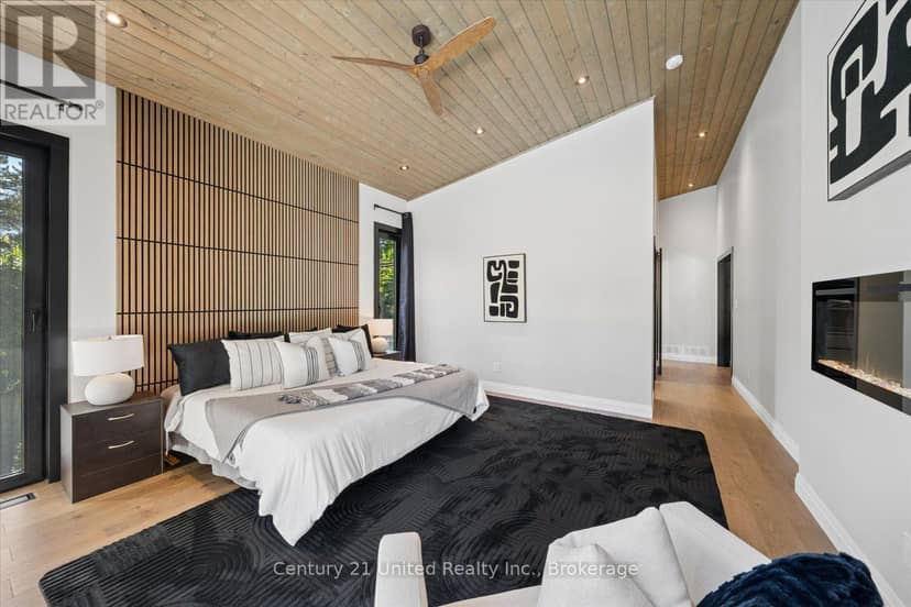 144 Wallis Drive — photo 19 of 40