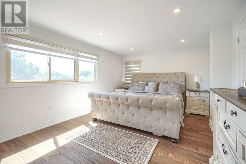 1279 Hedgestone Crescent S — photo 30 of 40