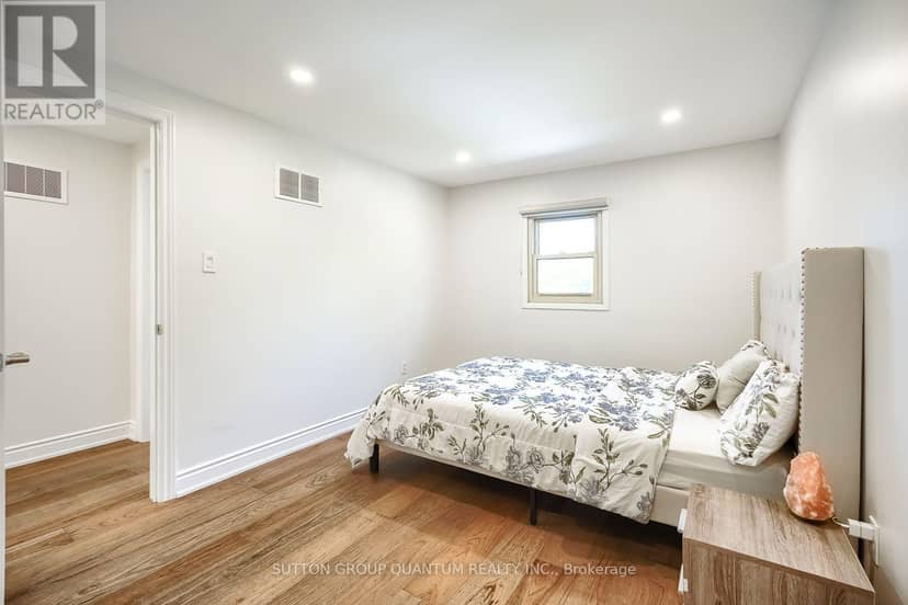 1279 Hedgestone Crescent S — photo 37 of 40