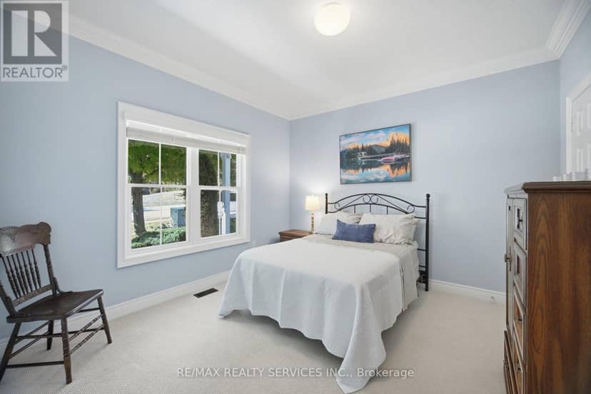 15727 McLaughlin Road — photo 21 of 40