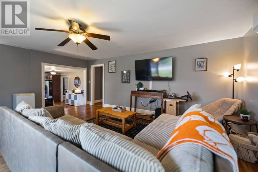 8090 St. Peters Road — photo 12 of 29