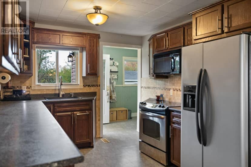 8090 St. Peters Road — photo 6 of 29