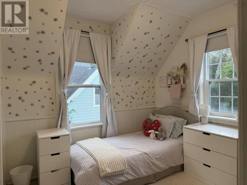 228 Cottage Street — photo 14 of 25