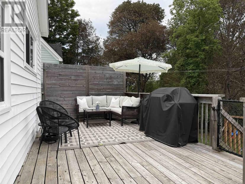 228 Cottage Street — photo 18 of 25