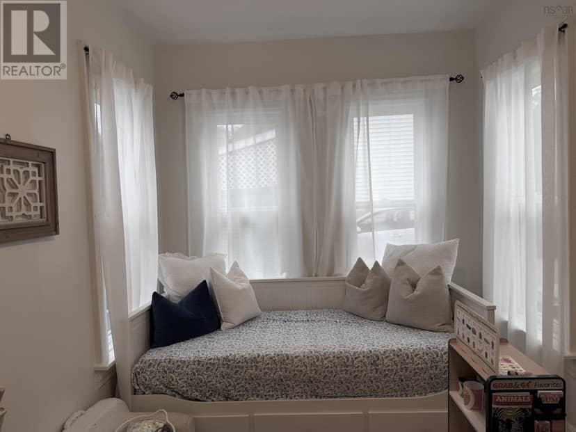 228 Cottage Street — photo 8 of 25