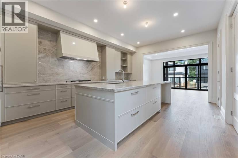 335 HELEN LAWSON Lane — photo 15 of 33