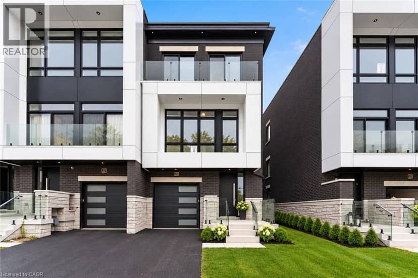 335 HELEN LAWSON Lane, Oakville, photo 2