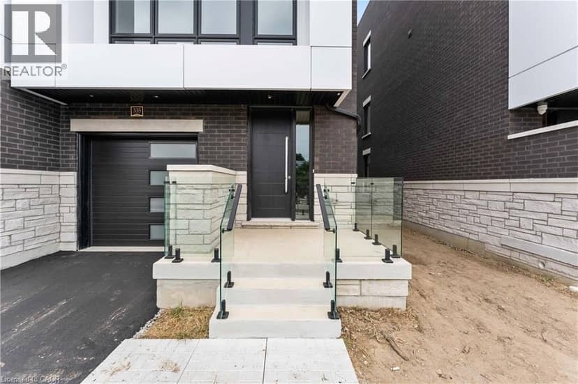 335 HELEN LAWSON Lane, Oakville, photo 3