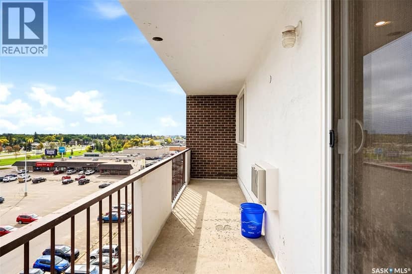 605 4545 Rae STREET — photo 16 of 24