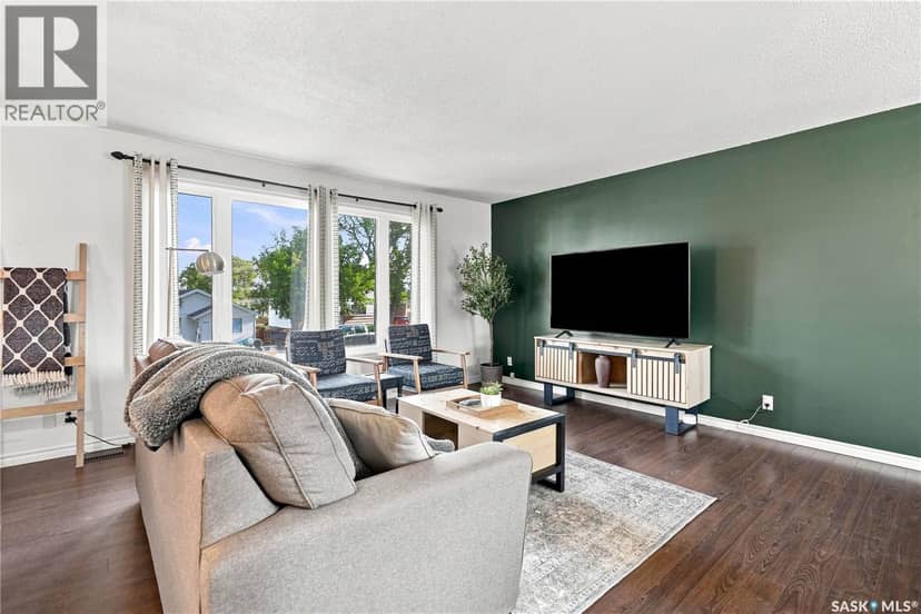 1109 Lillooet STREET W, Moose Jaw, photo 4