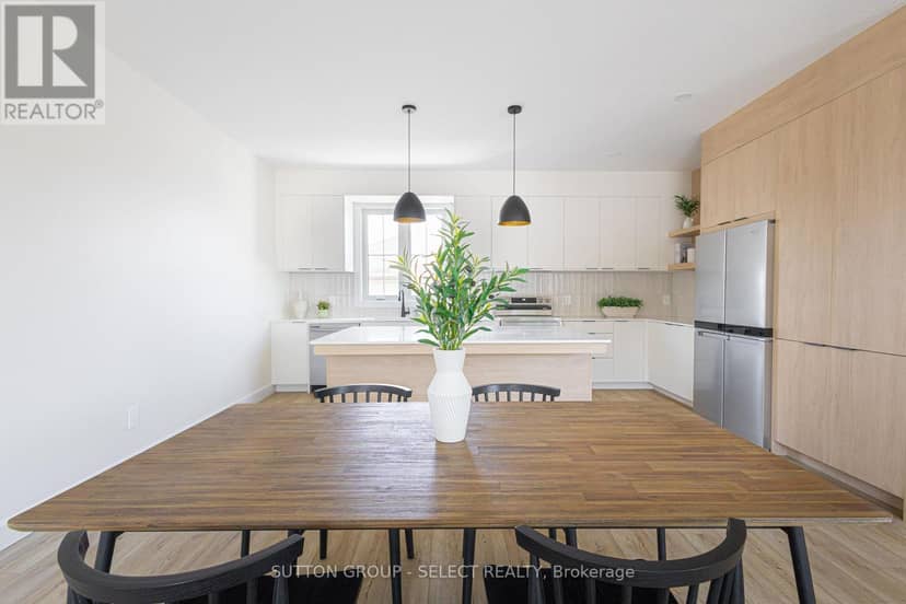 4 - 233 Upper Queen Street — photo 12 of 29