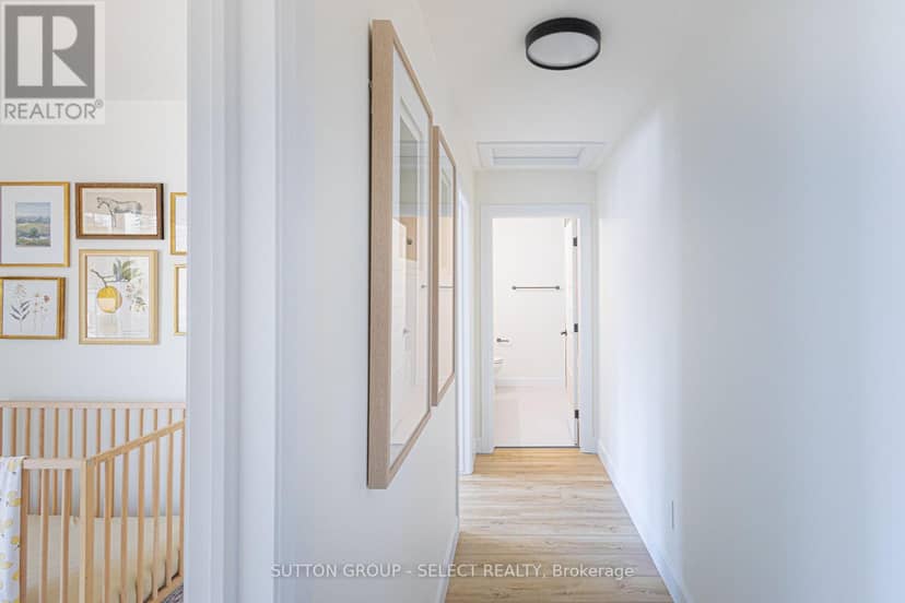 4 - 233 Upper Queen Street — photo 24 of 29