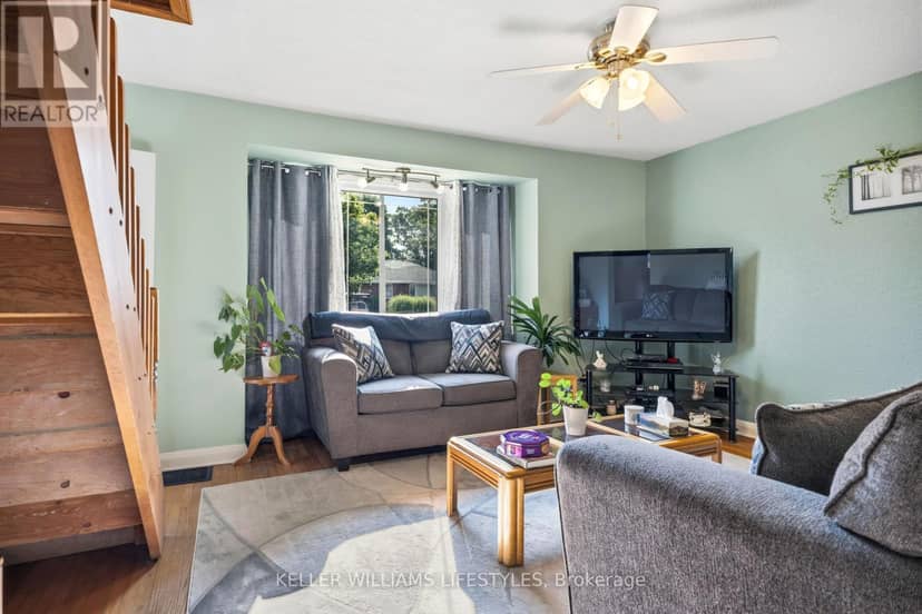 43 Stevenson Avenue, London East, photo 5