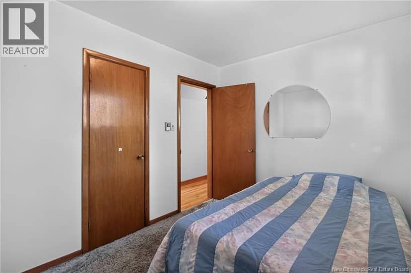 202 McKenzie Avenue — photo 11 of 35