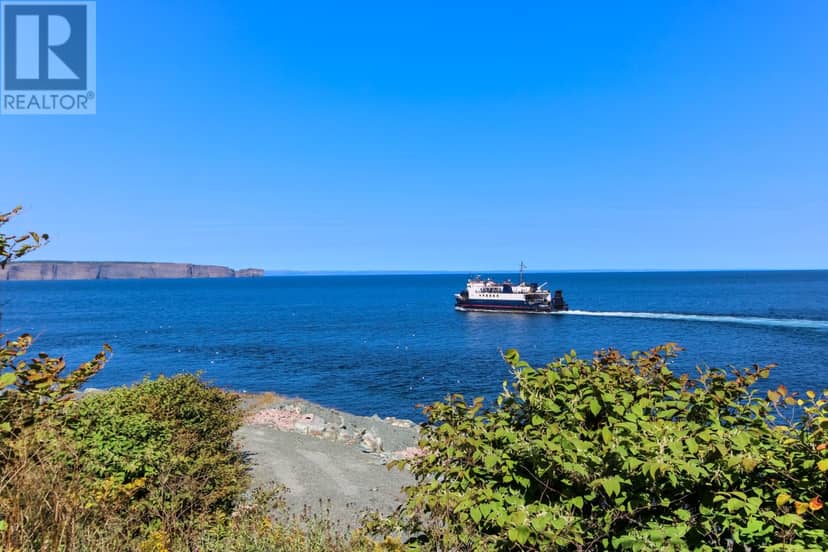 49 Beachy Cove Road, Portugal Cove-St. Philips, photo 7