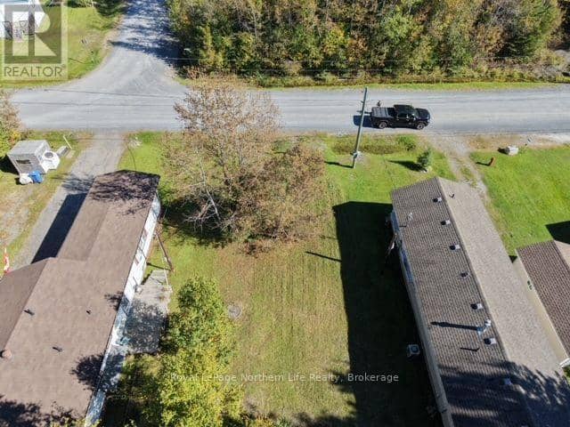 10 Goward Avenue, Temagami, photo 6