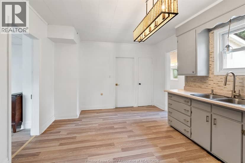 58 McDONALD STREET — photo 16 of 40