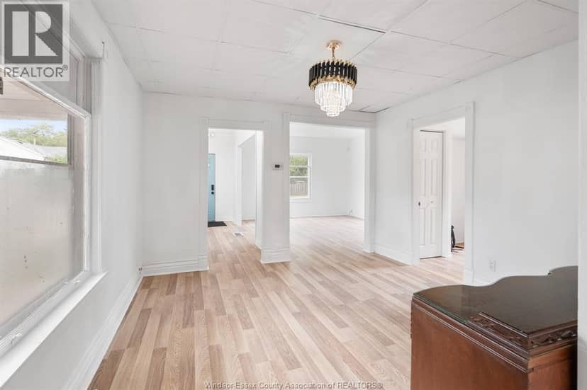 58 McDONALD STREET — photo 9 of 40